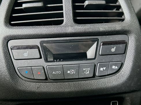 Used 2019 Honda Pilot Touring image 28