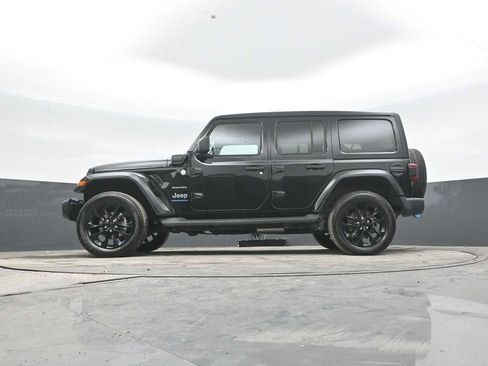 Used 2023 Jeep Wrangler Unlimited Sahara w/ Cold Weather Group AWD/4WD image 38