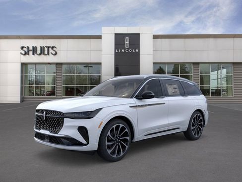 New 2026 Lincoln Nautilus Black Label image 1