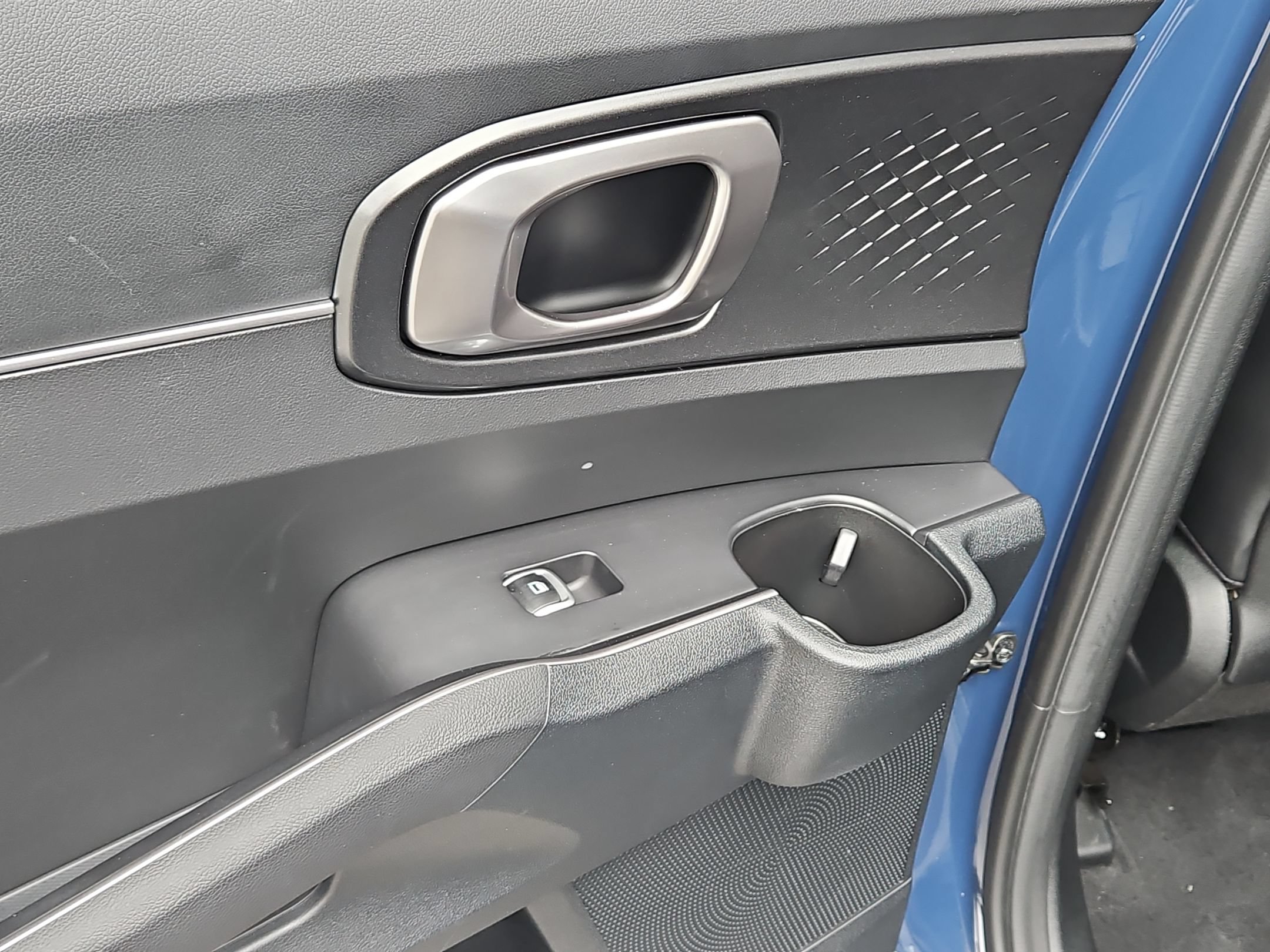 Used 2025 Kia Sorento S w/ Panoramic Sunroof Package FWD image 36