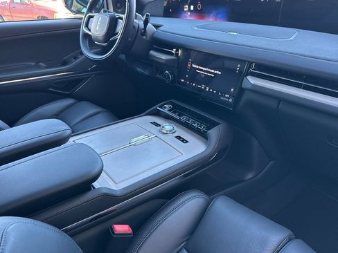 New 2026 Lincoln Navigator Reserve w/ Jet Appearance Package image 15