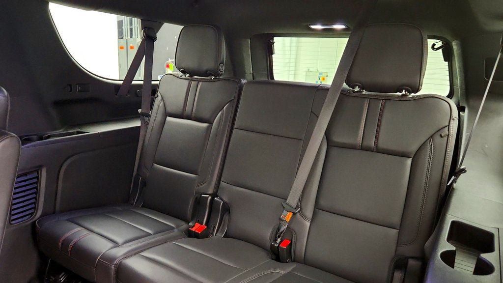Used 2024 Chevrolet Suburban RST w/ Luxury Package AWD/4WD image 21