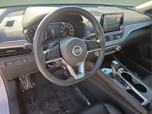 Used 2024 Nissan Altima 2.5 SR image 24