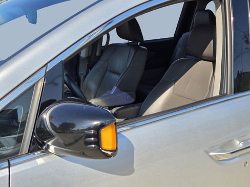 Used 2012 Honda Odyssey Touring image 10