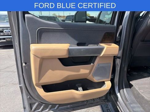 Used 2025 Ford F350 Lariat w/ Black Appearance Package AWD/4WD image 27