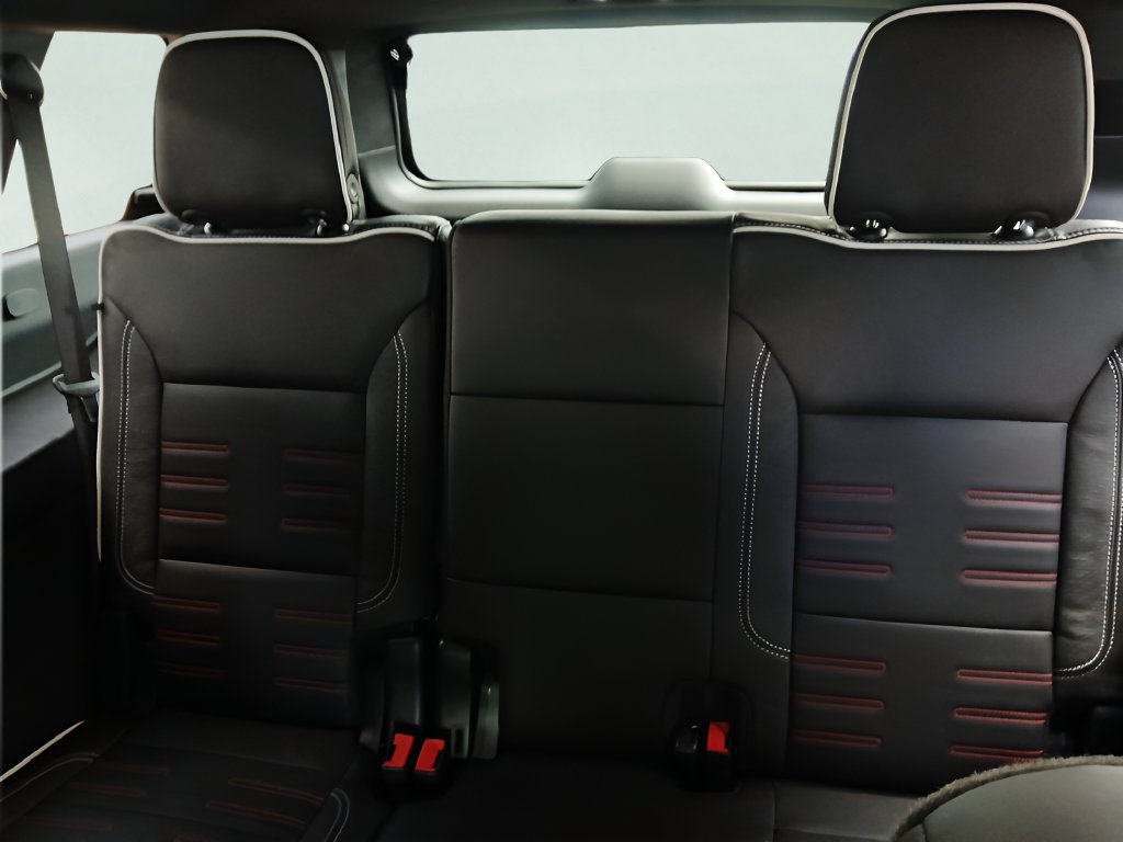 New 2026 GMC Yukon XL AT4 Ultimate AWD/4WD image 21