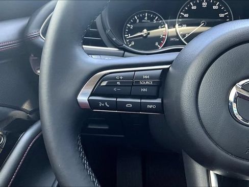 Used 2026 MAZDA MAZDA3 Carbon AWD/4WD image 11