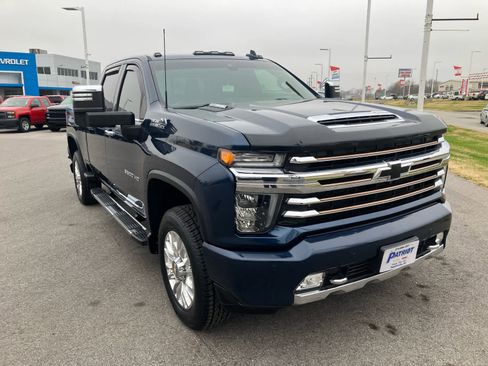 Used 2022 Chevrolet Silverado 3500 High Country w/ Z71 Off-Road Package image 1