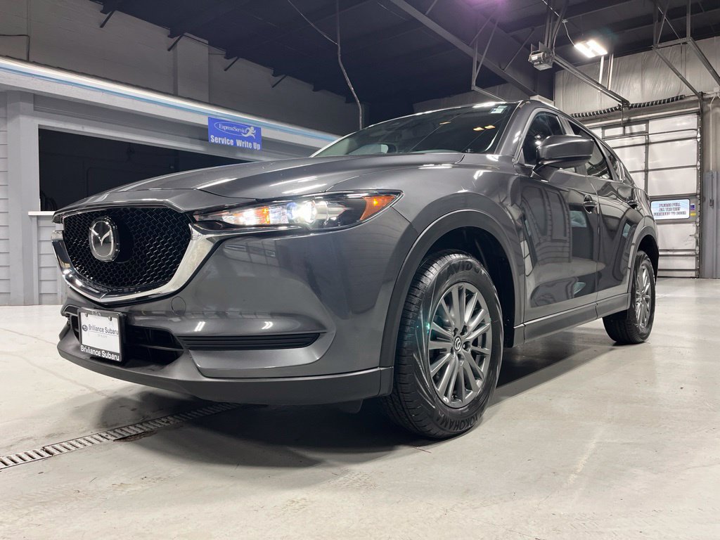 Used 2017 MAZDA CX-5 Touring w/ I-ACTIVSENSE Package AWD/4WD image 3