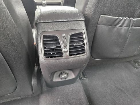 Used 2015 Hyundai Sonata Limited FWD image 17