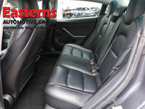 Used 2019 Tesla Model 3 Standard Range Plus RWD image 16