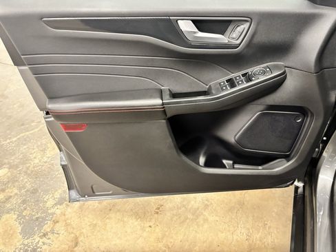 Used 2024 Ford Escape ST-Line w/ Tech Pack #1 image 17