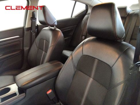 Used 2023 Nissan Altima 2.5 SR image 28