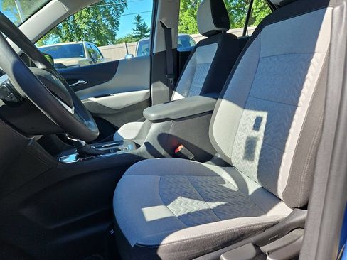 Used 2024 Chevrolet Equinox LS w/ Driver Confidence II Package FWD image 17