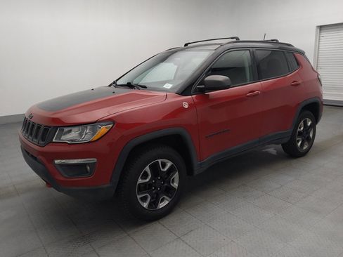 Used 2018 Jeep Compass Trailhawk w/ Navigation Group AWD/4WD image 2
