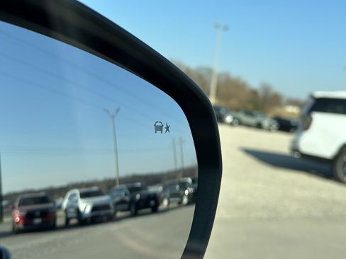 New 2026 Chevrolet Trax RS w/ Driver Confidence Package image 33