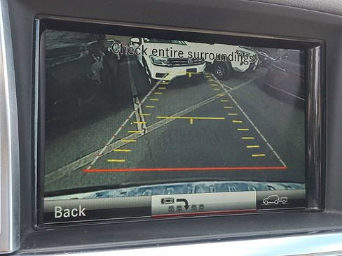 Used 2013 Mercedes-Benz GL 450 4MATIC image 17