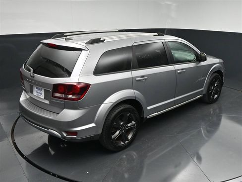 Used 2020 Dodge Journey Crossroad FWD image 25