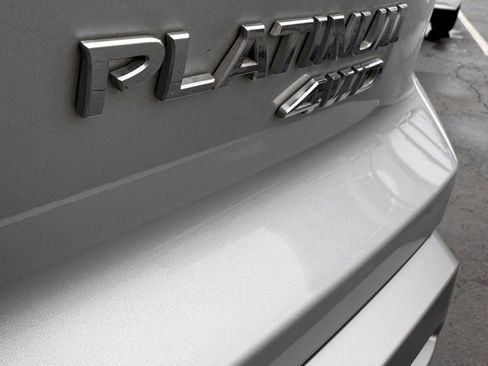 Used 2024 Nissan Pathfinder Platinum w/ Cargo Package image 9