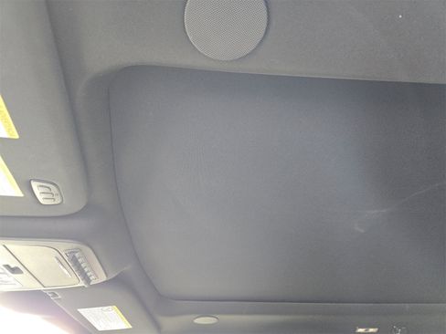 Used 2025 Ford F250 Platinum image 23