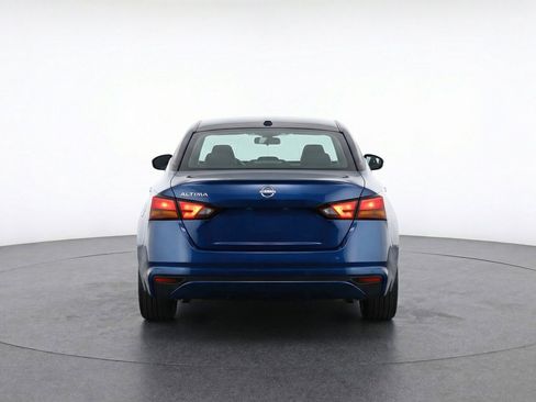 Used 2025 Nissan Altima 2.5 SV image 7