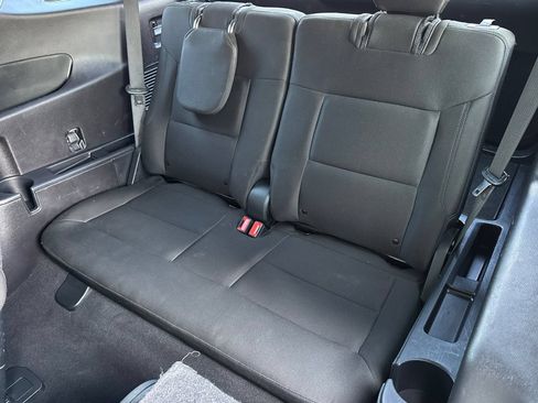 Certified 2021 Ford Explorer XLT RWD image 16