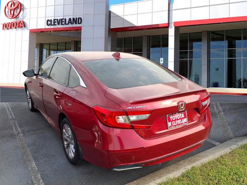 Used 2018 Honda Accord LX image 5