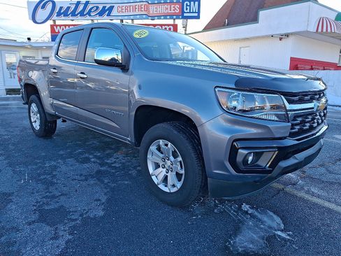 Used 2021 Chevrolet Colorado LT w/ LT Convenience Package image 7