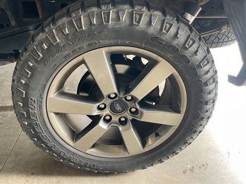 Used 2017 Ford F150 XLT w/ Equipment Group 302A Luxury image 23