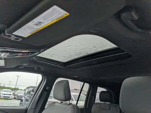 New 2025 Jeep Grand Cherokee Laredo X w/ Luxury Tech Group I image 25