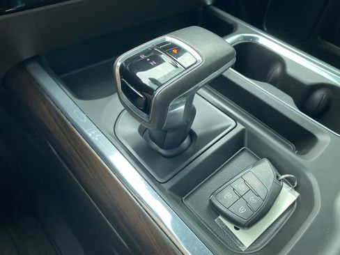 Used 2023 GMC Sierra 1500 SLT w/ SLT Premium Package image 19