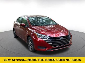 Used 2025 Nissan Versa SV video 1