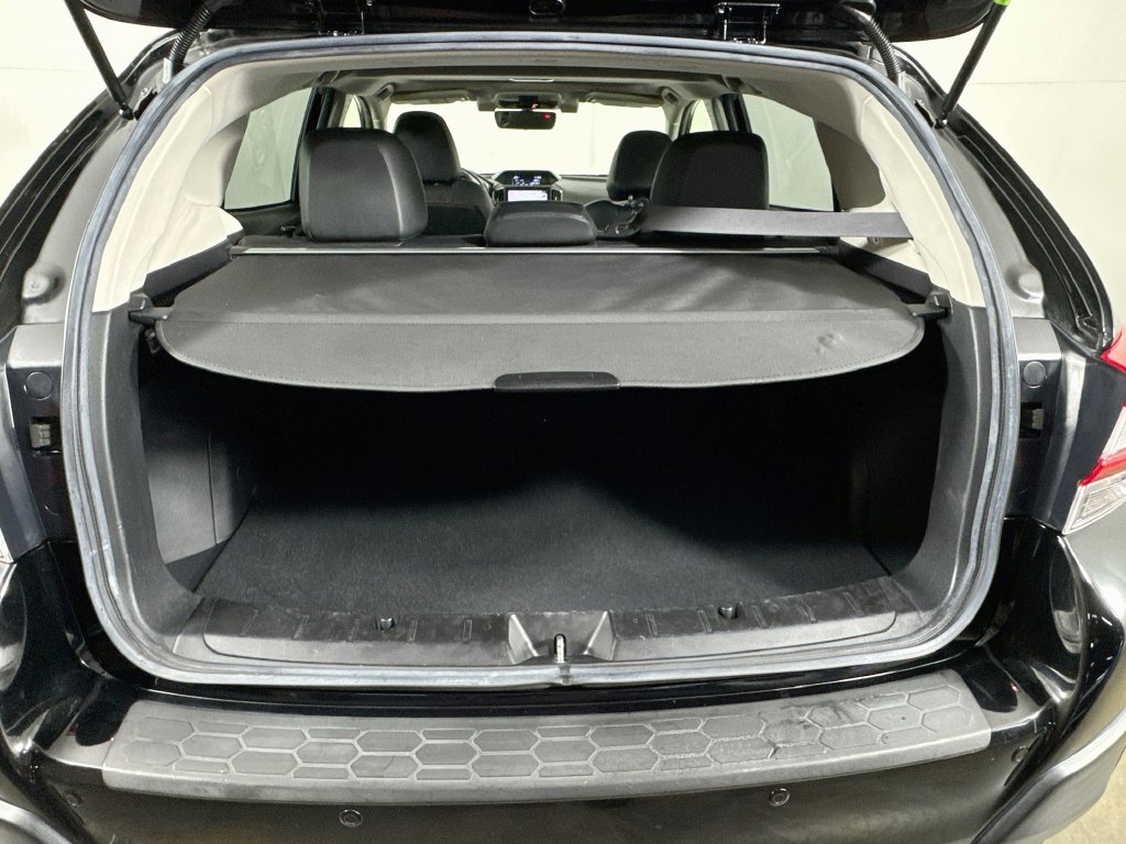 Used 2019 Subaru Crosstrek 2.0i Limited w/ Moonroof Package w/Navigation AWD/4WD image 32