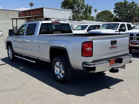 Used 2017 GMC Sierra 3500 SLT w/ Duramax Plus Package AWD/4WD image 5