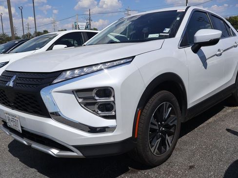 Used 2025 Mitsubishi Eclipse Cross SE AWD/4WD image 1