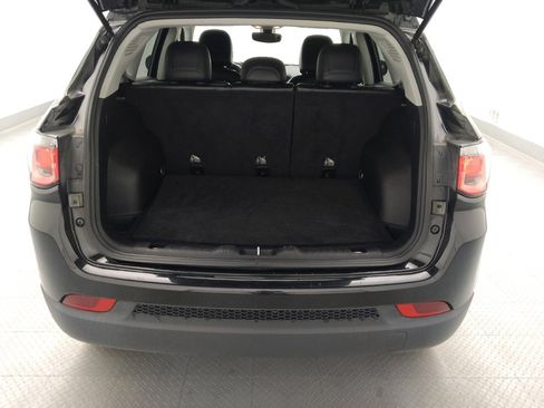Used 2017 Jeep Compass Limited AWD/4WD image 29