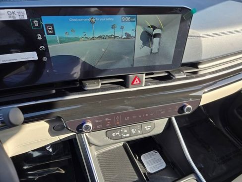 New 2026 Kia Carnival SX Prestige image 12