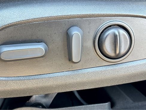 Used 2022 Chevrolet Traverse Premier w/ Redline Edition image 24