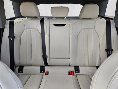 New 2025 Audi Q6 e-tron Premium Plus image 15