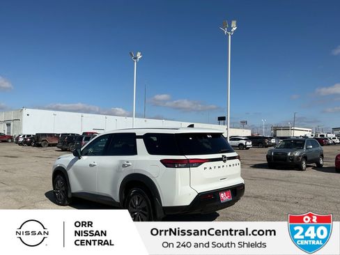 New 2026 Nissan Pathfinder S image 7