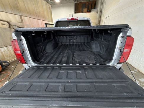 Certified 2016 Chevrolet Colorado LT image 24