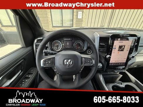 Used 2025 RAM 1500 Laramie image 11