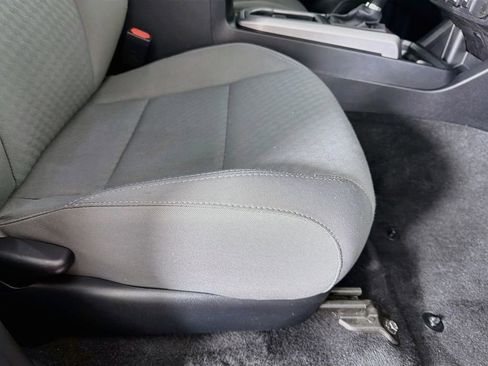 Used 2022 Toyota Tacoma SR5 w/ Technology Package RWD image 32