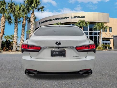 Certified 2020 Lexus LS 500 w/ Accessory Package (Z2) image 5