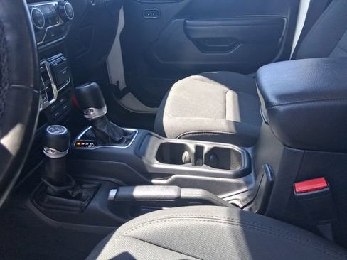 Used 2022 Jeep Wrangler Unlimited Sport AWD/4WD image 15