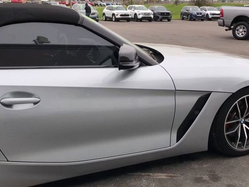 Used 2019 BMW Z4 sDrive30i w/ Convenience Package RWD image 9