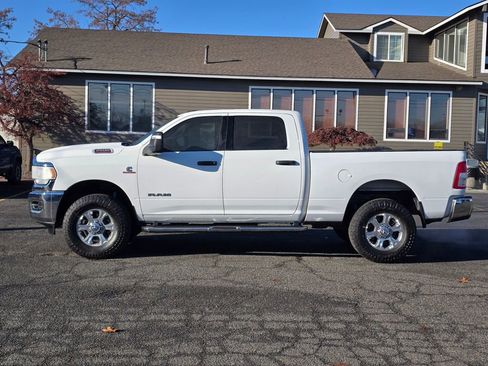 Used 2024 RAM 2500 Big Horn w/ Off Road Package image 2