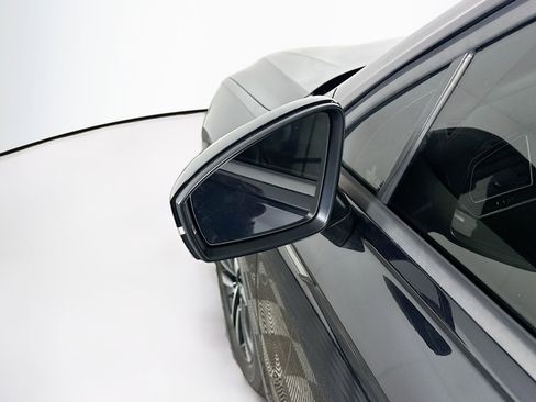 Used 2024 Volkswagen Tiguan S image 16