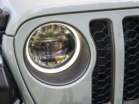 Used 2023 Jeep Wrangler Unlimited Rubicon 4xe AWD/4WD image 8