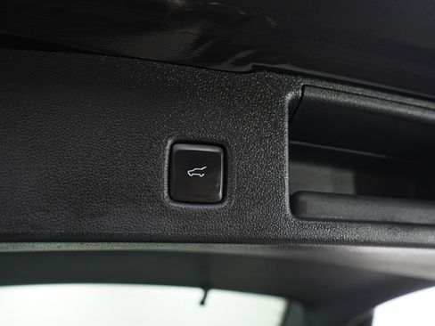 Used 2024 Ford Escape Active image 11